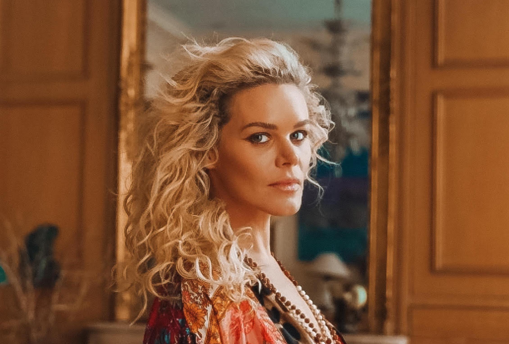 Kelly Monrow Keeps the Energy Light on New Single “Tryna Dance”