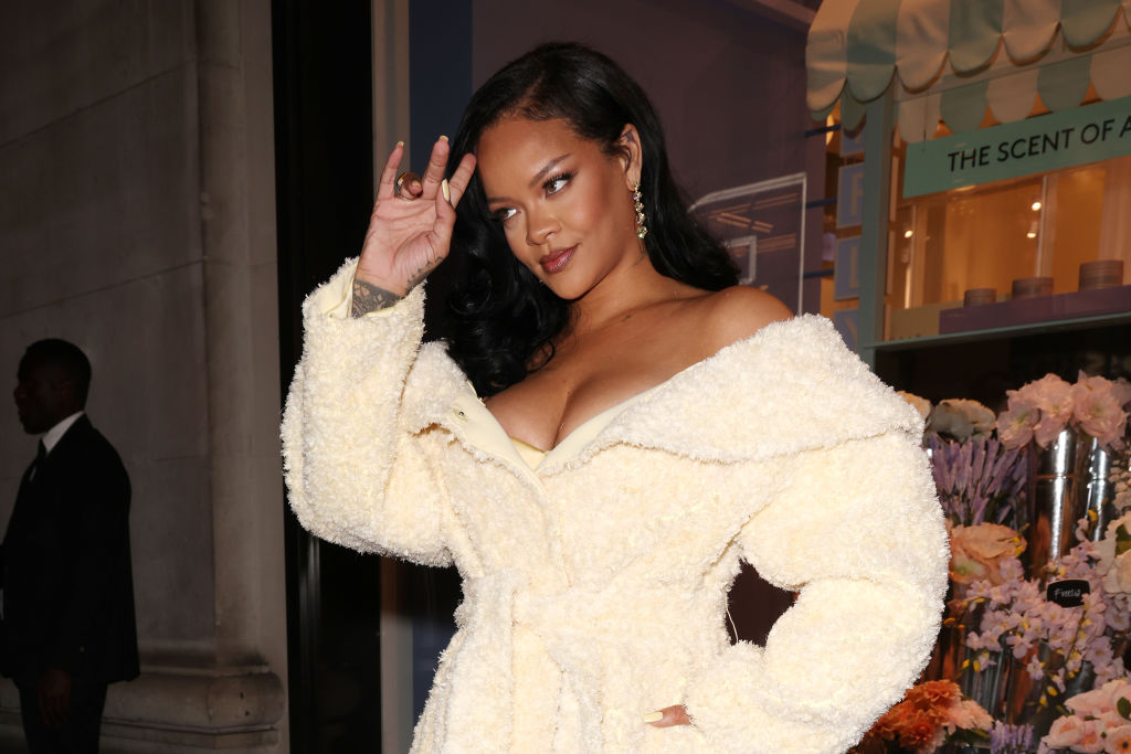Rihanna Shuts Down Pregnancy Rumors With Signature Wit